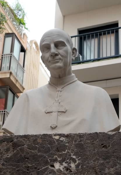 CEU UCH opens the Capitolio building