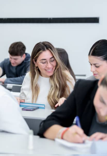 Nous sommes l'université valencienne offrant le meilleur salaire de base à ses diplômés